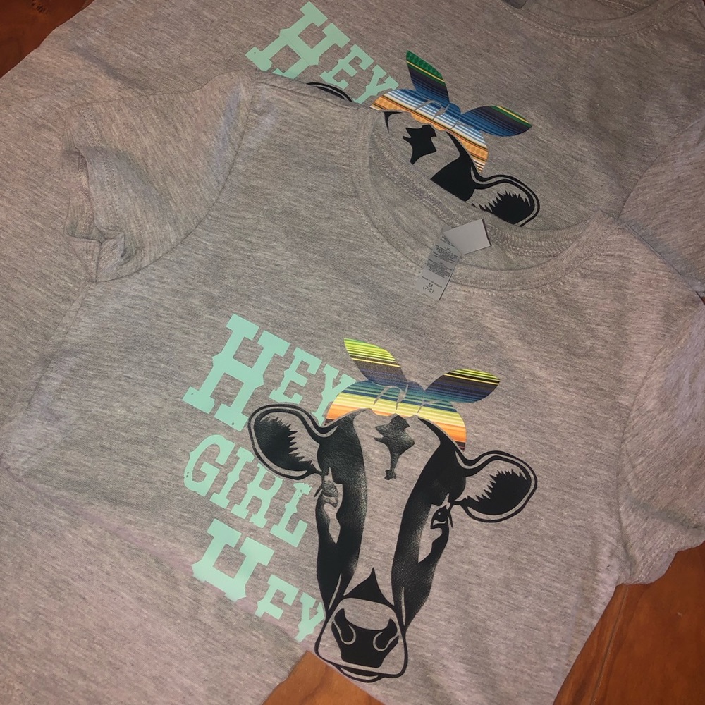 Hey girl hey! Cow shirt.